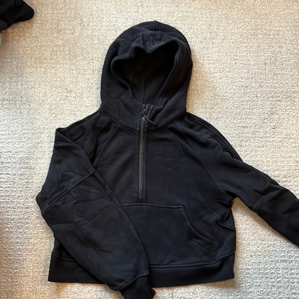 Lululemon Cropped Scuba 1/2 Zip